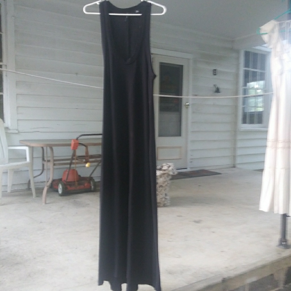 ~ BLACK MAXI DRESS ~